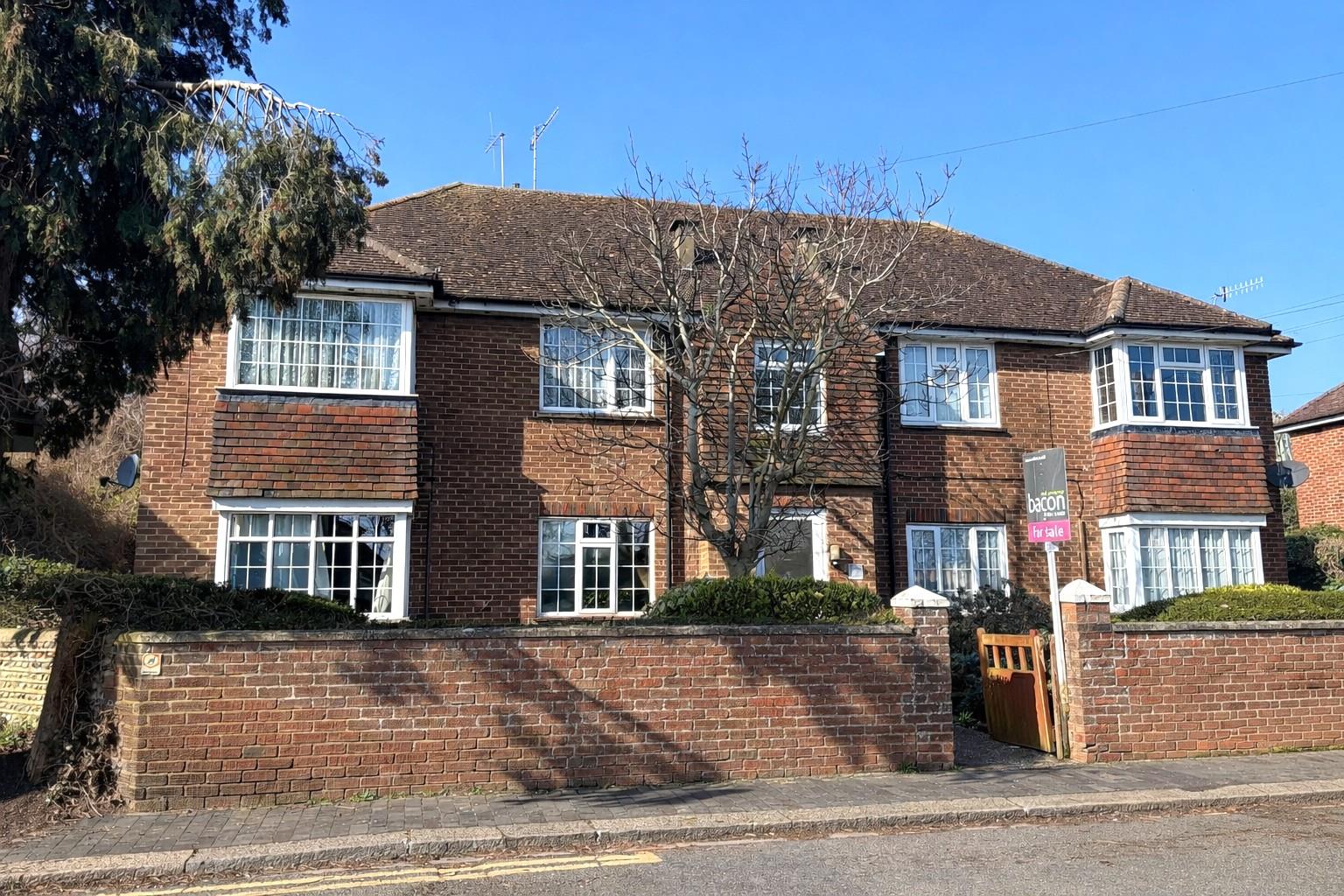 Flat - Purpose Built | High Street, Tarring, BN14 | For Sale